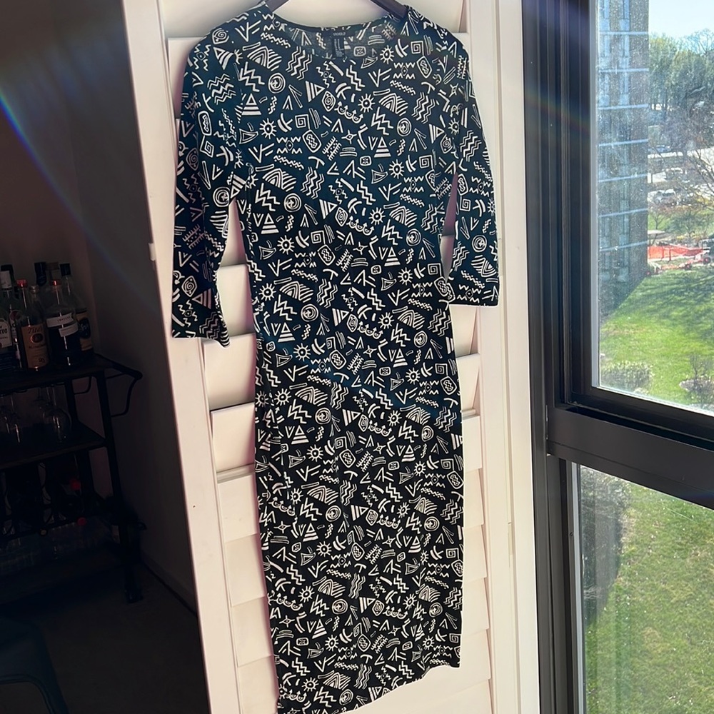 Calf Length Bodycon Black / White Patterened Dress midi